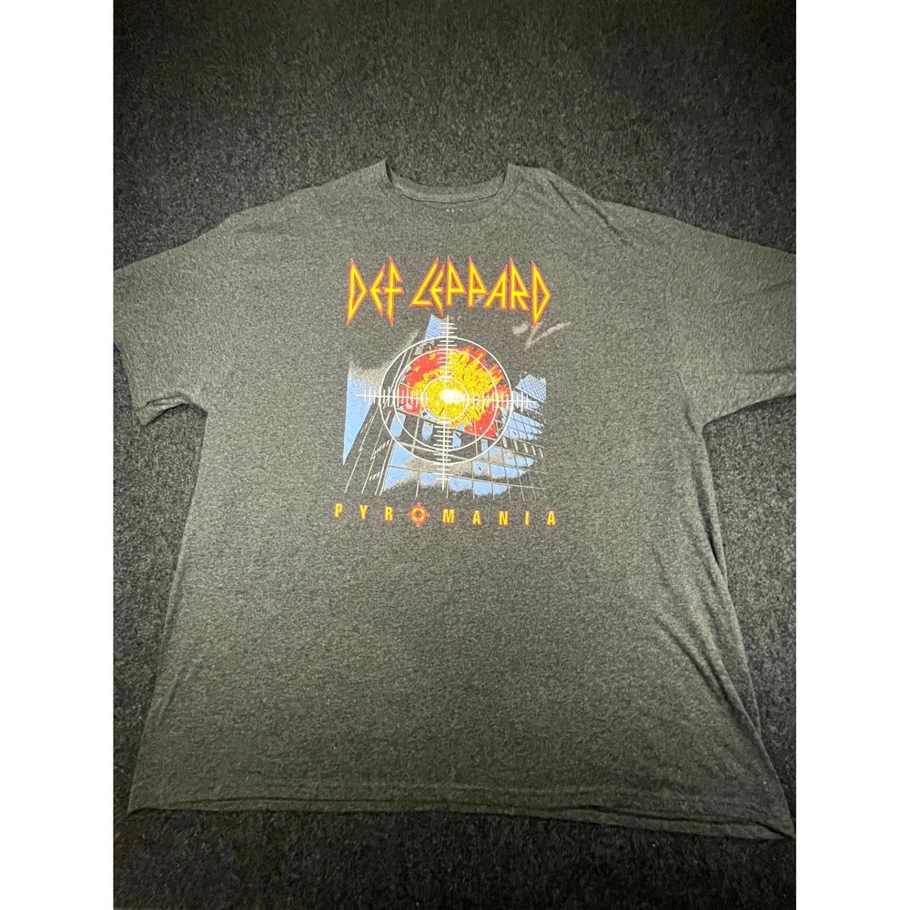 Def Leppard Pyromania T-Shirt Men's 2XL Heather Gray Rock Band Graphic Crew Neck